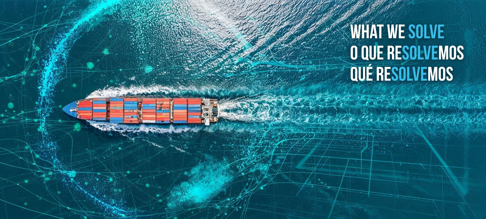 Vista aérea de um navio cargueiro navegando em mar aberto com sobreposição de elementos gráficos digitais, simbolizando tecnologia e previsibilidade em operações globais.